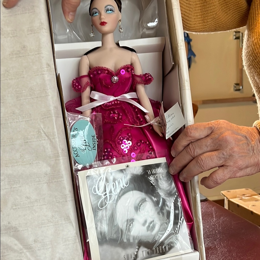 “An American Countess” Gene Marshall doll